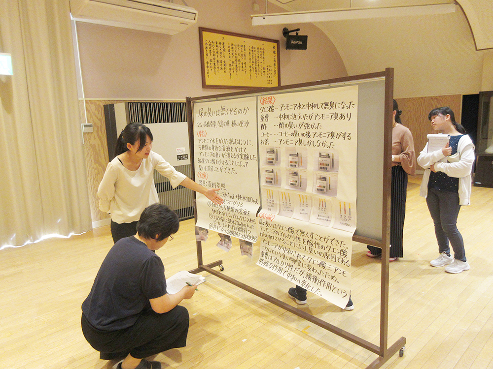 看護専門学校の授業の様子