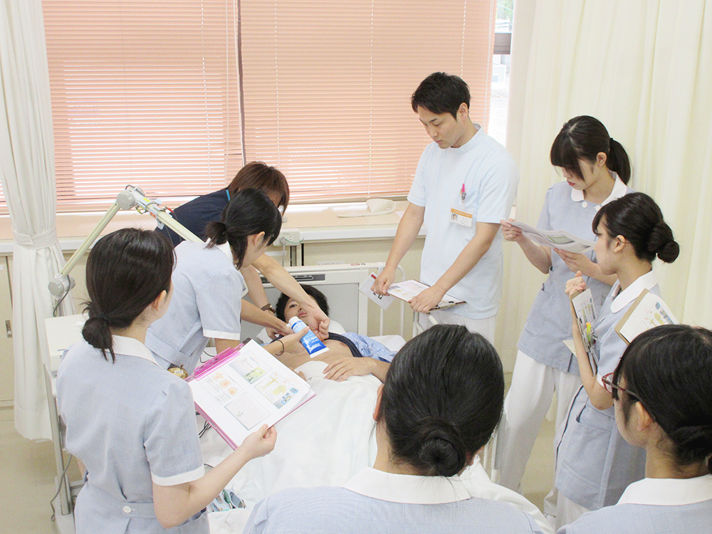 基礎分野I・II 授業の様子